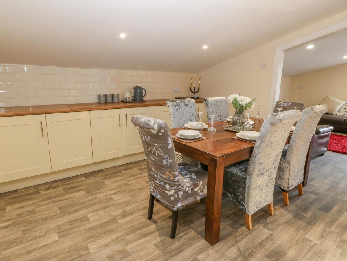 The Apartment At Plas Yr Eithin Amlwch Exterior foto